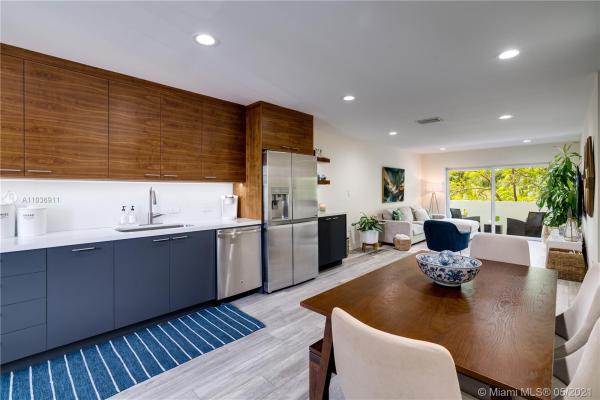 Blue Pelican, 300 Galen Dr #306, Key Biscayne, Florida 33149, image 2