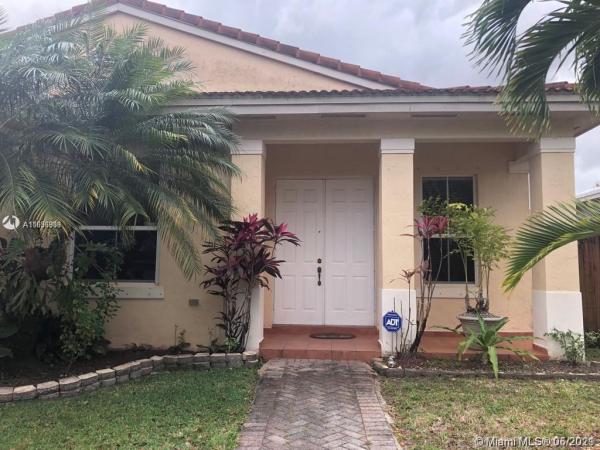 15914 SW 62nd St, Unincorporated Dade County, Florida 33193, image 1