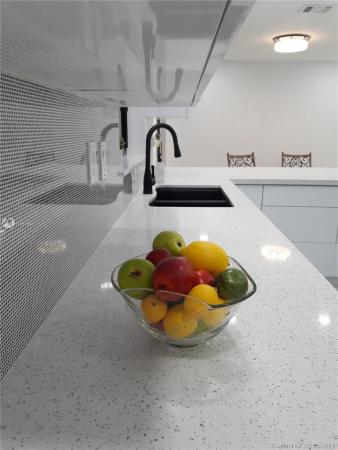 Poinciana Pointe, 472 SW 88th Ct, Fountainebleau, Florida 33174, image 2