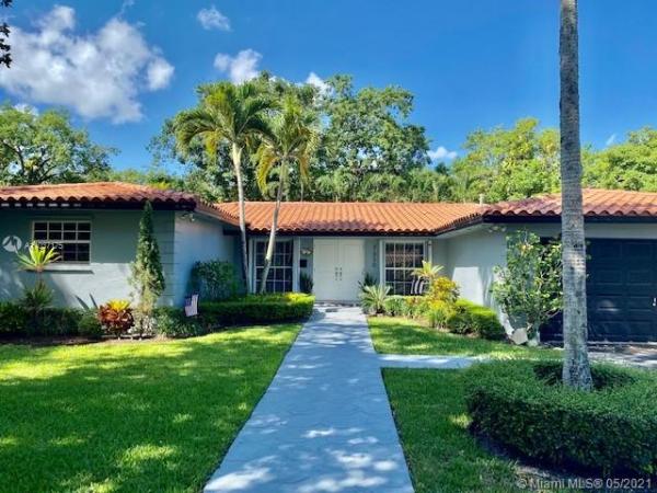 Miami Lakes Residential, 7330 Sabal Dr, Miami Lakes, Florida 33014, image 2