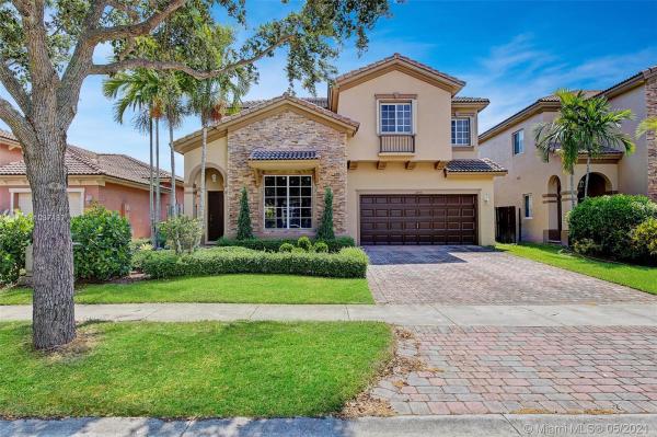 The Enclave At Isles Of Bayshore, 22555 SW 94th Pl, Cutler Bay, Florida 33190, image 2