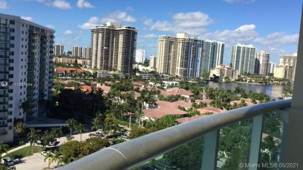 Ocean Reserve, 19370 Collins Ave #1208, Sunny Isles Beach, Florida 33160, image 2