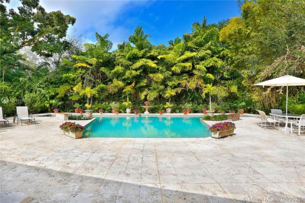 Kerrwood Oaks, 5555 Kerwood Oaks Dr, Coral Gables, Florida 33156, image 1
