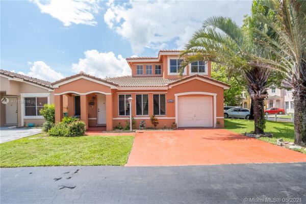 Tesoro At Forest Lakes, 16612 SW 97th St, The Hammocks, Florida 33196, image 2