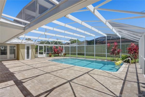 Cherry Grove, 9370 SW 88th Ter, Kendall, Florida 33176, image 2