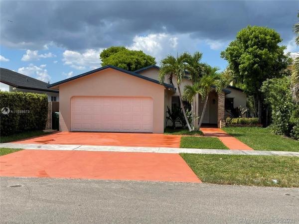 13713 SW 13th St, Unincorporated Dade County, Florida 33184, image 2