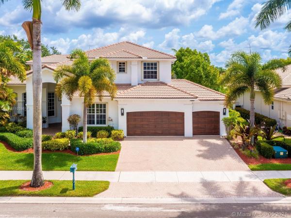 Montclaire, 2527 Montclaire Cir, Weston, Florida 33327, image 2