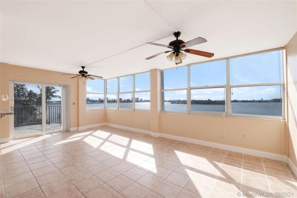 Majorca Towers, 11930 N Bayshore Dr #303, North Miami, Florida 33181, image 2