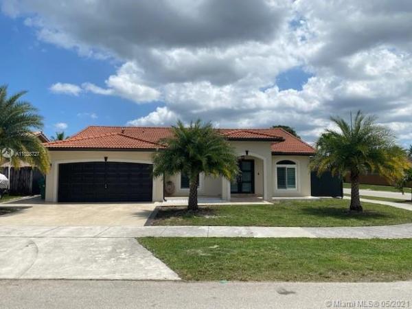 Mayte, 15180 SW 170th Ter, Richmond West, Florida 33187, image 2