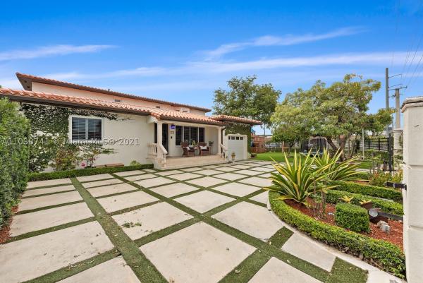 Alameda, 910 SW 62nd Ave, West Miami, Florida 33144, image 1