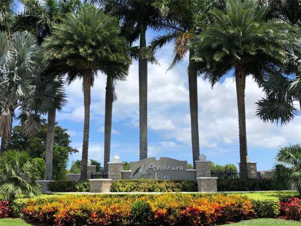 Champion Lakes, 784 NE 191st Ter, Ives Estates, Florida 33179, image 2