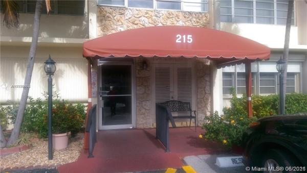 Gulfstream Garden, 215 SE 3rd Ave #107A, Hallandale Beach, Florida 33009, image 2