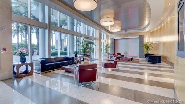Latitude One West Brickell Office, 175 SW 7th St #1702, Miami, Florida 33130, image 1
