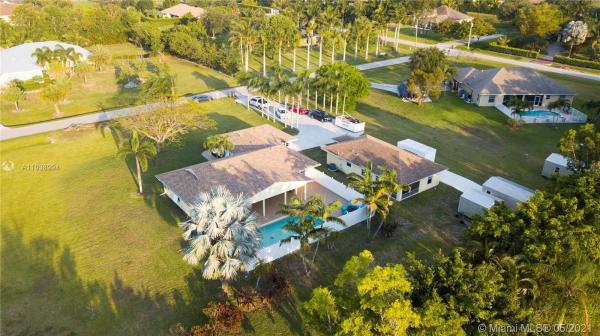 Palm Beach Country Estates, 16389 N 74th Ave N, Palm Beach Gardens, Florida 33418, image 2