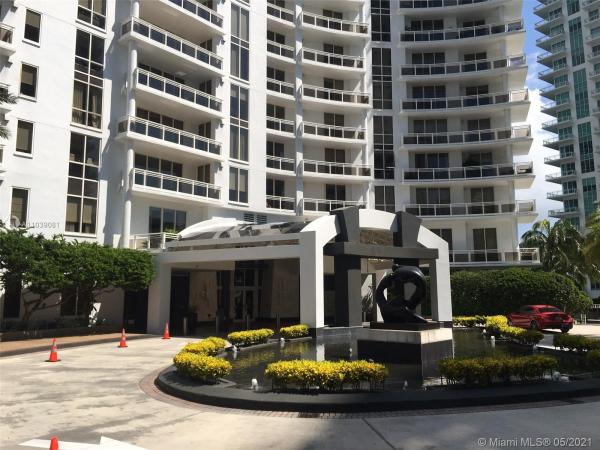 Carbonell, 901 Brickell Key Blvd #501, Miami, Florida 33131, image 2