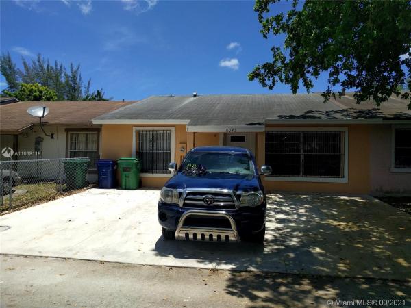 Del Prado Gardens, 18043 NW 40th Pl #18043, Miami Gardens, Florida 33055, image 2