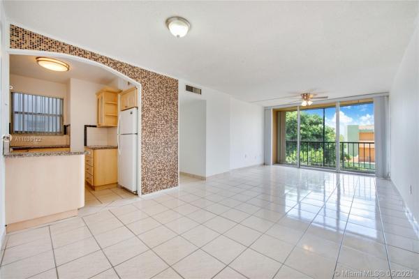 The Greens, 210 Fontainebleau Blvd #413, Fountainebleau, Florida 33172, image 2
