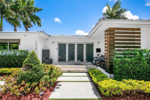Bay Harbor Islands Residential, 1250 100th St, Bay Harbor Islands, Florida 33154, image 2