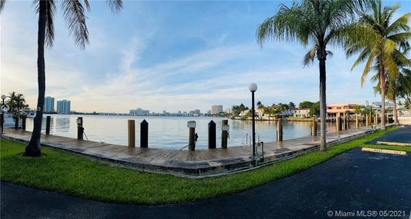 Carlton Bay, 2821 N Miami Beach Blvd #4Q, North Miami Beach, Florida 33160, image 2