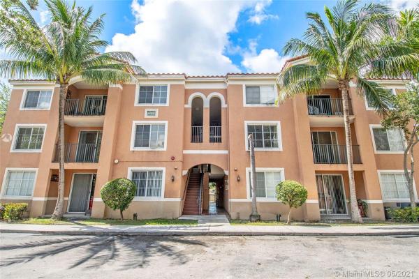 Gables Court, 6801 SW 44th St #201, Glenvar Heights, Florida 33155, image 2