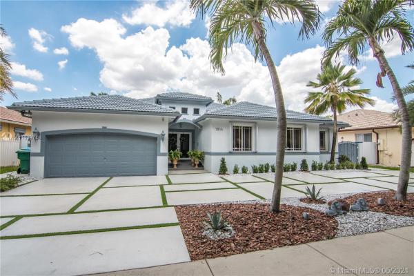 Primavera, 7814 NW 165th St, Miami Lakes, Florida 33016, image 2