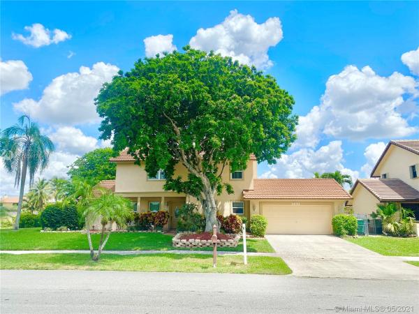Falcon's Lea, 14911 E Falcons Lea Dr, Davie, Florida 33331, image 2