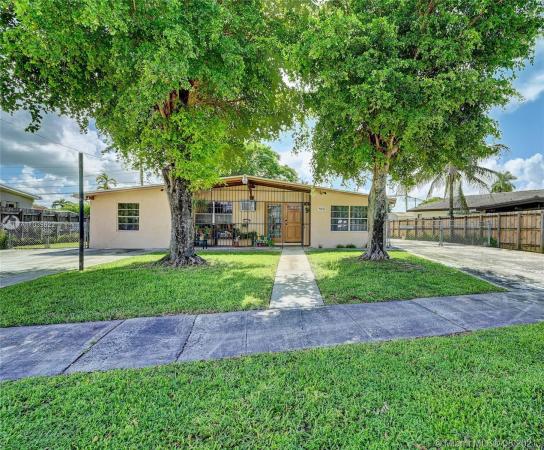 Westwood Lakes Residential, 4515 SW 113th Ave, Westwood Lakes, Florida 33165, image 2