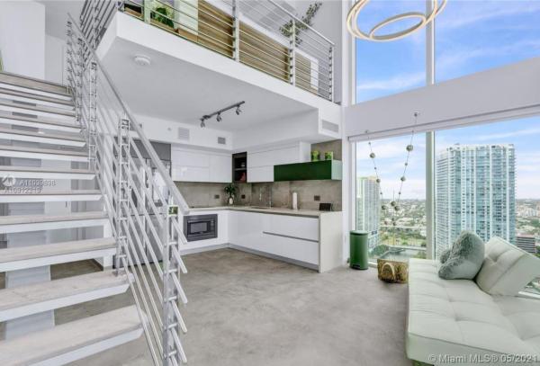 Brickell On The River South Tower, 41 SE 5th St #2217, Miami, Florida 33131, image 2