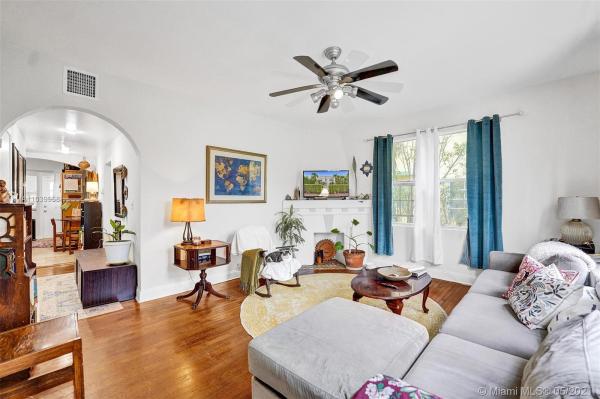 Villa Mara, 1027 Euclid Ave #1, Miami Beach, Florida 33139, image 2