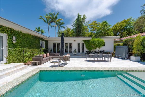 Riviera, 1435 Cecilia Ave, Coral Gables, Florida 33146, image 2