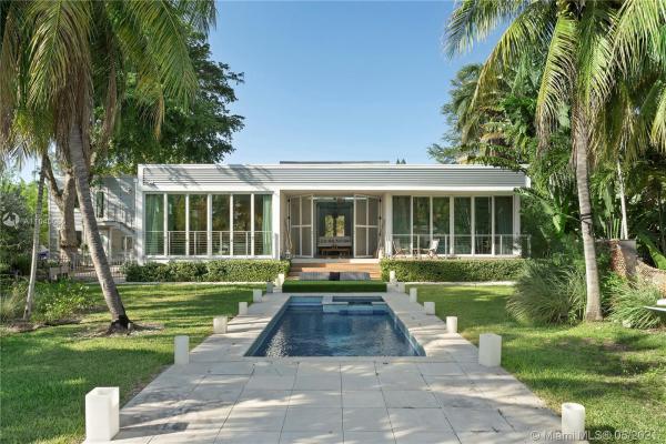 Haynsworth Village, 1000 NE Little River Dr, Miami, Florida 33138, image 2