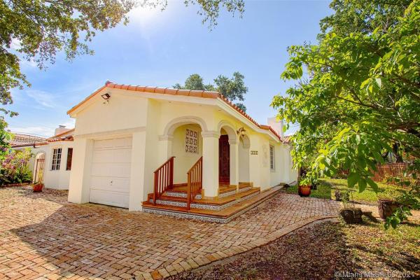 Brickell Estates, 371 SW 29th Rd, Miami, Florida 33129, image 2