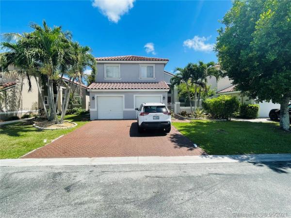 Silver Lakes, 13490 SW 144th Ter, Three Lakes, Florida 33186, image 2
