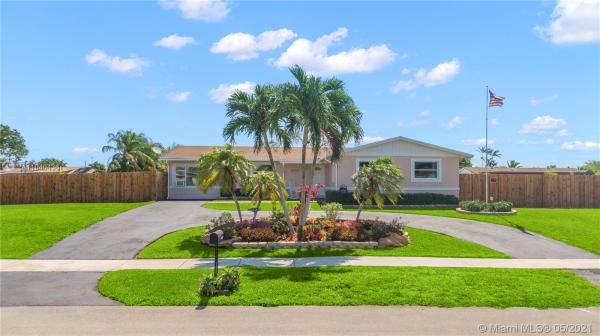 Universal Estates South, 27665 SW 163rd Ave, Redland, Florida 33031, image 2