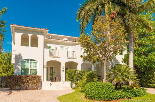 Tropical Isle Homes, 292 Fernwood Rd, Key Biscayne, Florida 33149, image 2