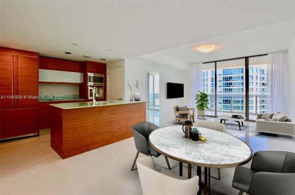 Mei, 5875 Collins Ave #1803, Miami Beach, Florida 33140, image 2