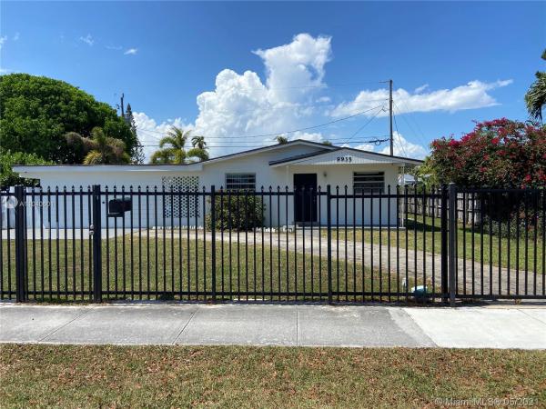 Cutler Ridge, 9935 SW 213 Ter #, Cutler Bay, Florida 33189, image 2