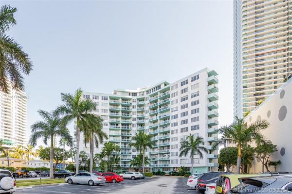 Bay Park Towers, 3301 NE 5th Ave #417, Miami, Florida 33137, image 2