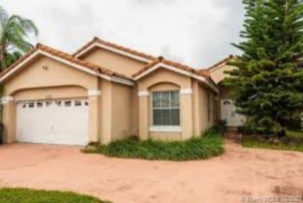 Parc Vista, 9410 SW 140th Ct, Kendall, Florida 33186, image 2