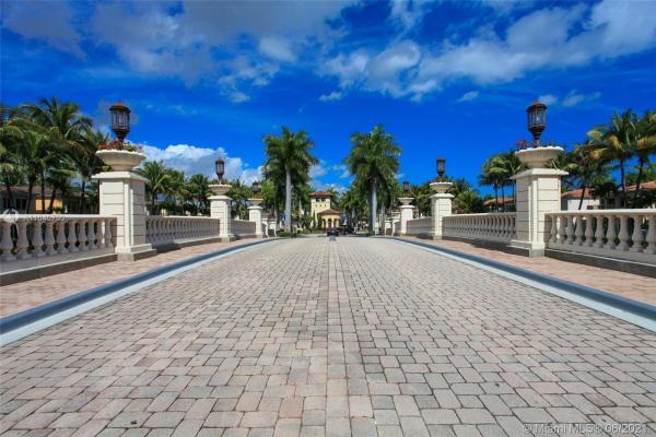 Aventura Lakes, 20953 NE 30th Ct, Aventura, Florida 33180, image 2