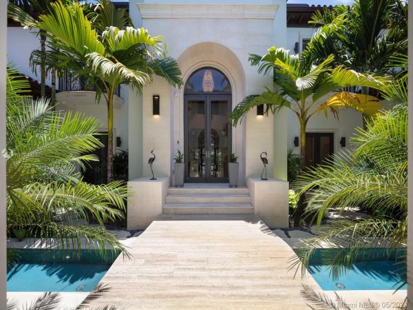 North Pinecrest, 6220 SW 92nd St, Pinecrest, Florida 33156, image 2