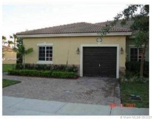 Ventura At Malibu Bay, 3230 NE 11 Dr #, Homestead, Florida 33033, image 2
