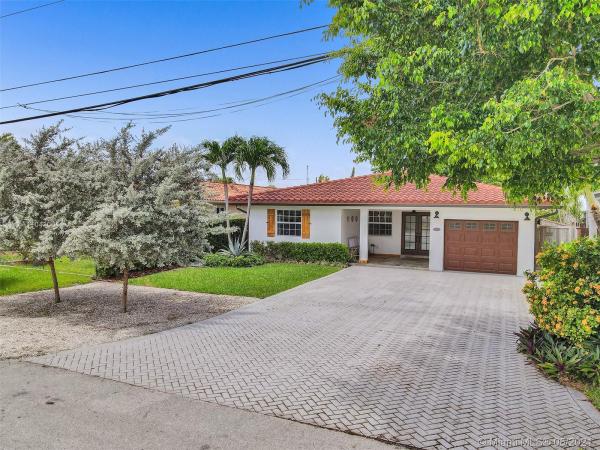 Coral Villas, 3370 SW 64th Ave, Coral Terrace, Florida 33155, image 2