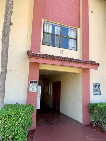 Miramar Club, 3252 Foxcroft Rd #115, Miramar, Florida 33025, image 2