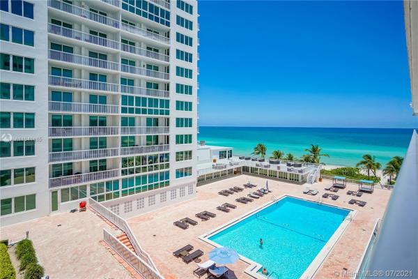 The Carriage House, 5401 Collins Ave #345, Miami Beach, Florida 33140, image 2