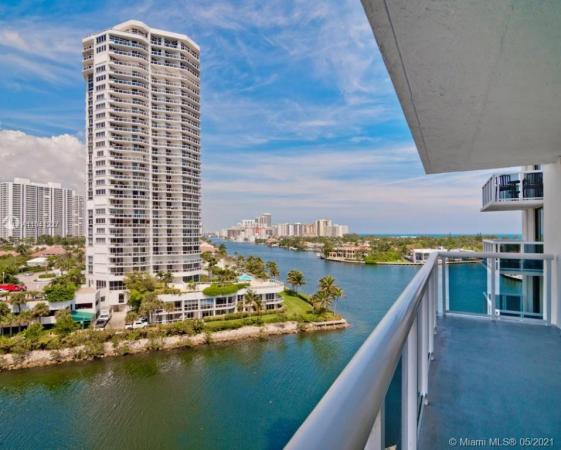 Waterview 2, 20515 E Country Club Dr #942, Aventura, Florida 33180, image 2