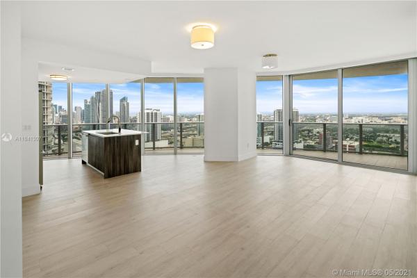 Aria On The Bay, 488 NE 18th St #3800, Miami, Florida 33132, image 2