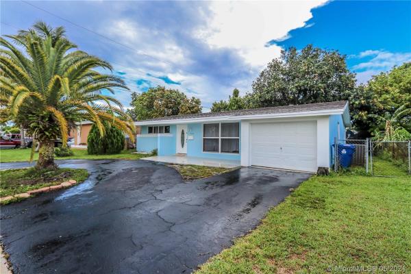 Sunrise Golf Village, 7000 NW 24th Ct, Sunrise, Florida 33313, image 2