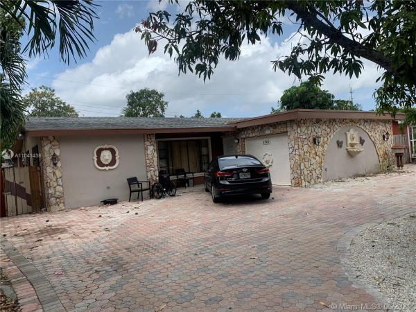 Miramar Isles, 6765 Arbor Dr, Miramar, Florida 33023, image 2