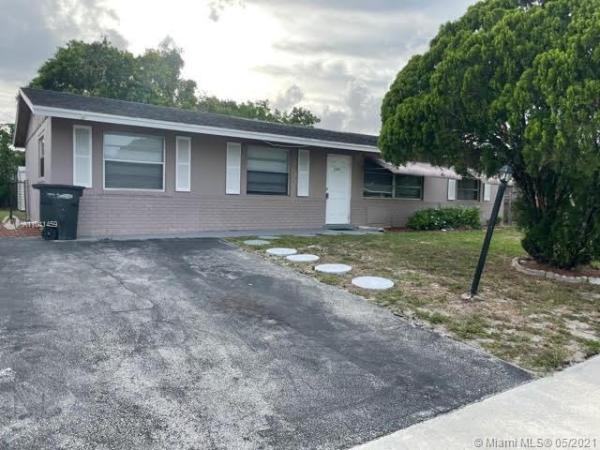 Meadowbrook, 1321 Meadowbrook Dr, West Palm Beach, Florida 33417, image 2